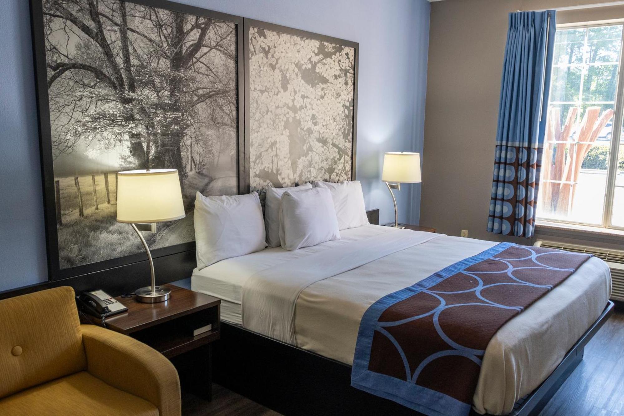 Super 8 By Wyndham Smithfield-selma