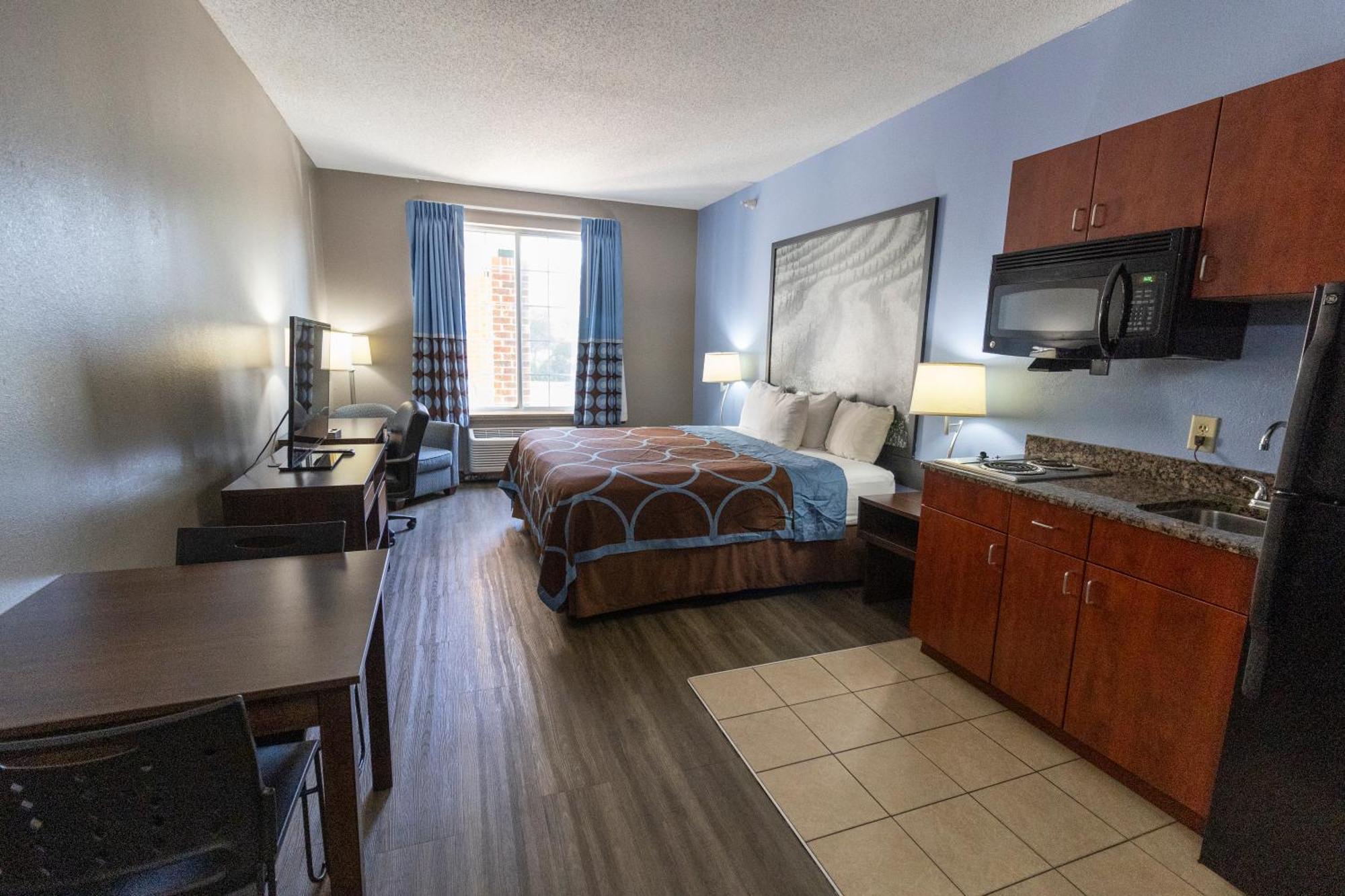 Super 8 By Wyndham Smithfield-selma
